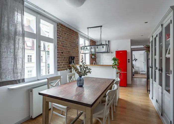 Klimatyczne Mieszkanie W Centrum * Poznan