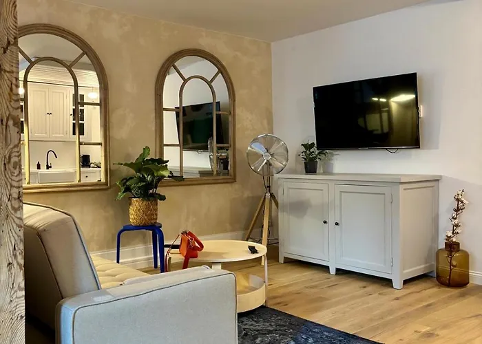 Klimatyczne Mieszkanie W Centrum