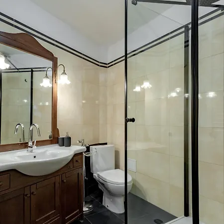 Klimatyczne Mieszkanie W Centrum פוזנן