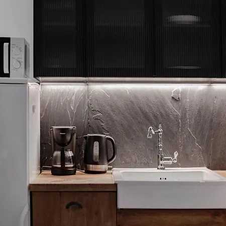 Klimatyczne Mieszkanie W Centrum Daire Poznan