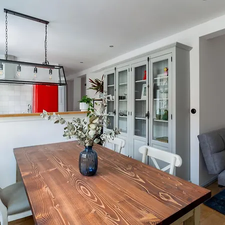 Klimatyczne Mieszkanie W Centrum Poznan